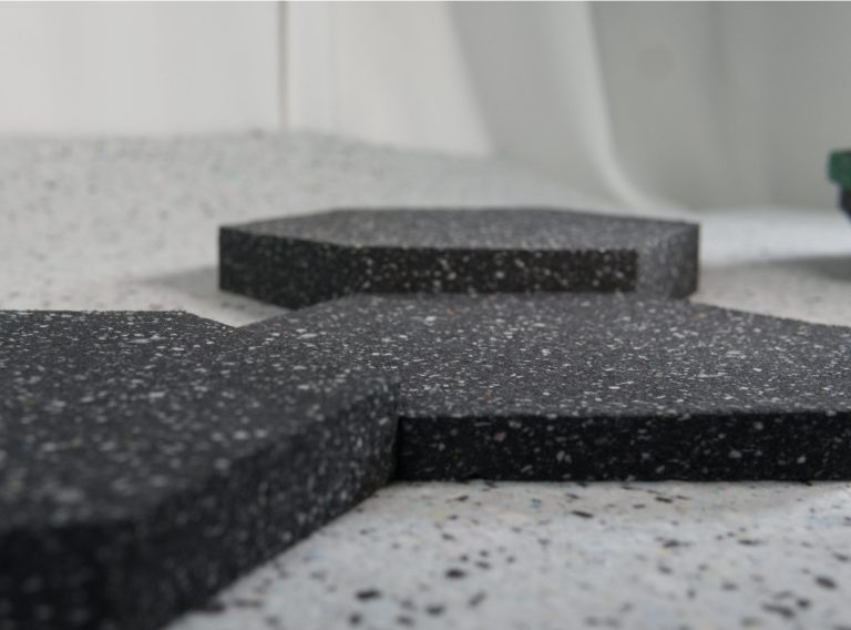 Pianka wtórnie spieniona Rebondex - materiał izolacyjny i amortyzujący